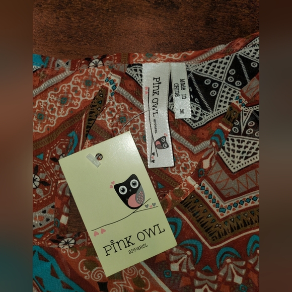 NWT PINK OWL Multicolor Chevron Patterned Top with 3/4 Sleeves SZ Medium - Picture 5 of 7